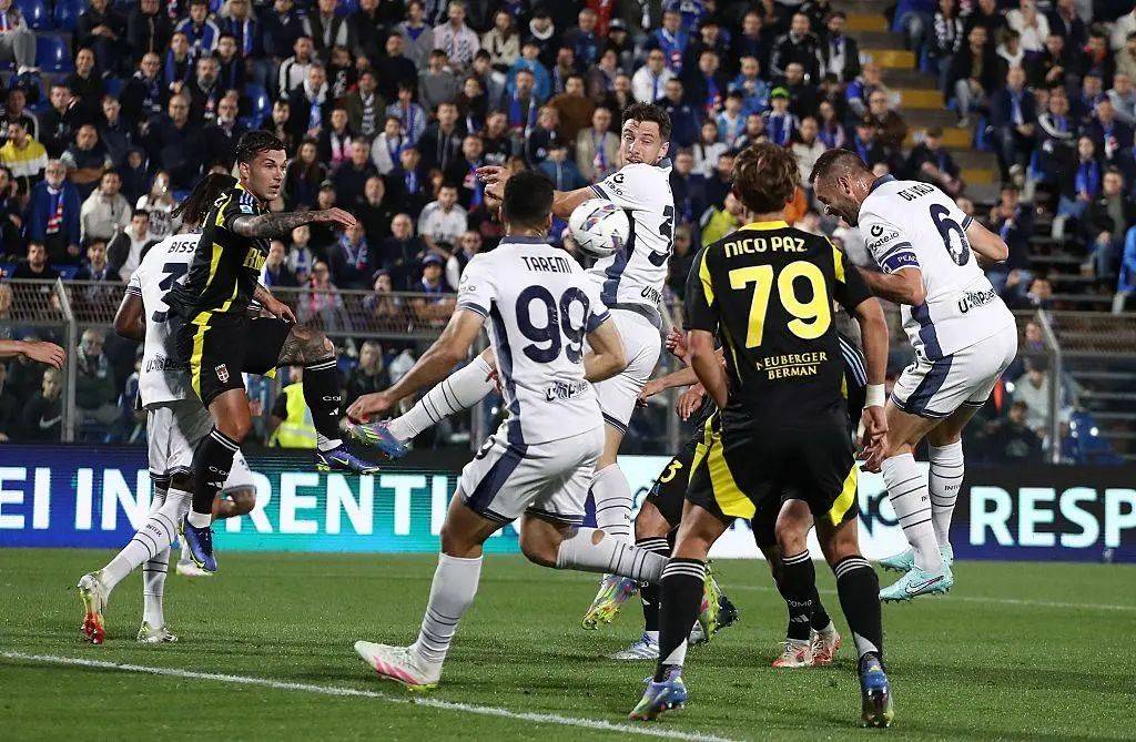 那不勒斯客场击败佛罗伦萨,稳固欧冠席位的简单介绍 那不勒斯客场击败佛罗伦萨,稳固欧冠席位的简单介绍