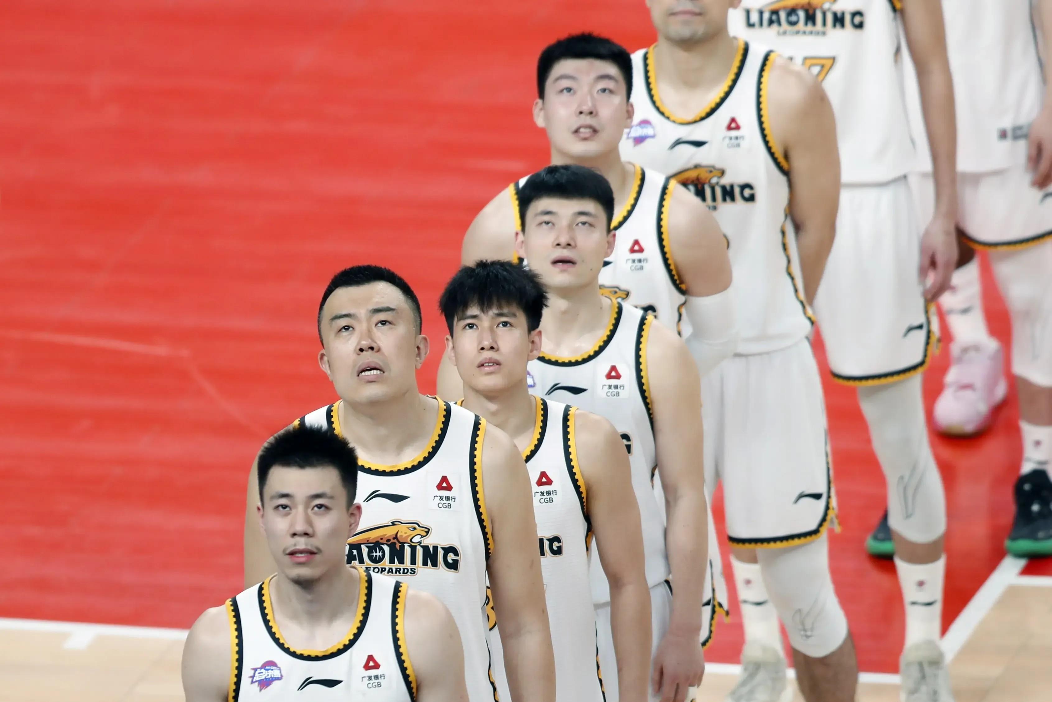 世俱杯官网-CBA球员个人表现持续火爆,球队全力冲击前四的简单介绍