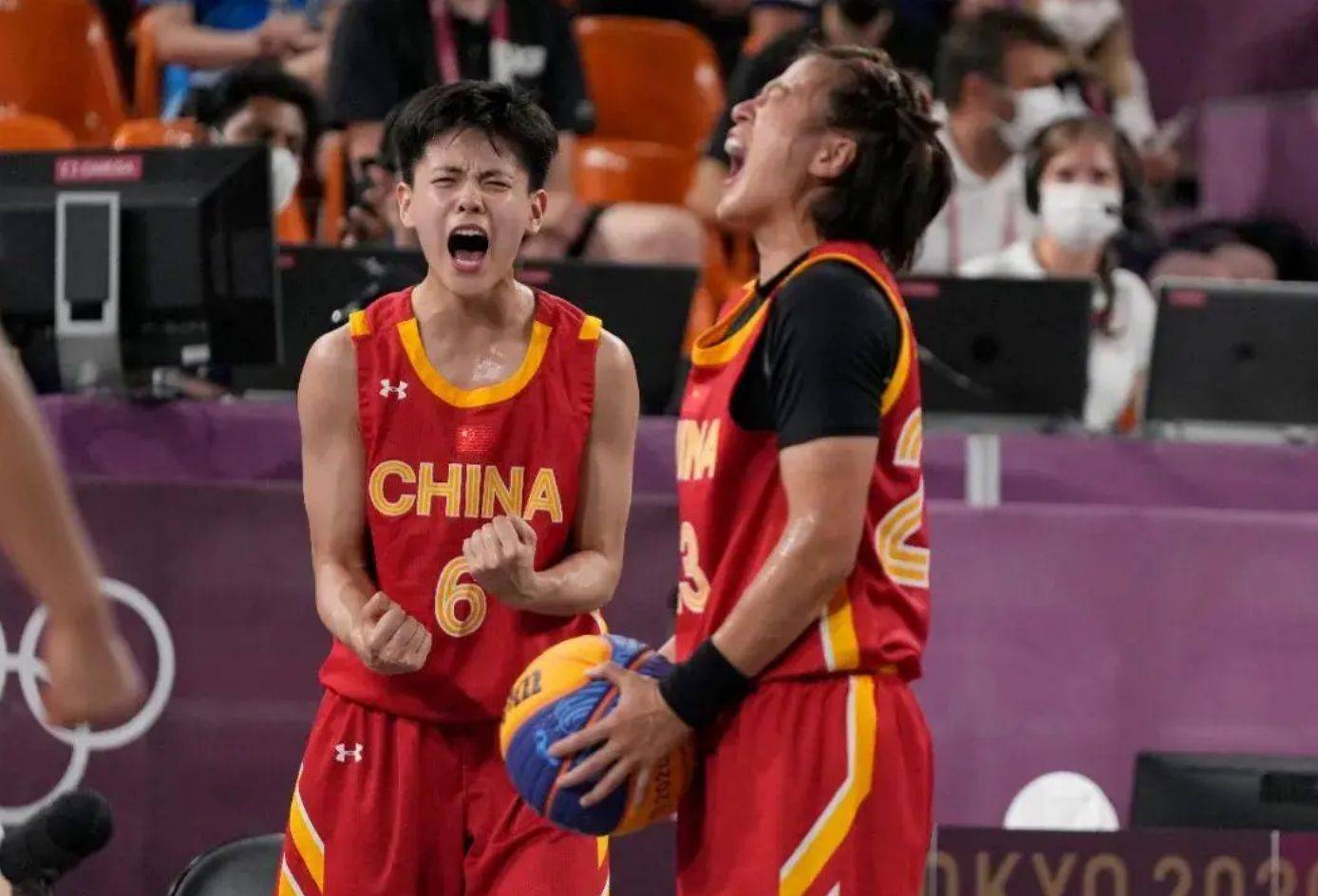 包含意大利女篮夺取冠军,巅峰战斗展现灵魂篮球的词条 包含意大利女篮夺取冠军,巅峰战斗展现灵魂篮球的词条