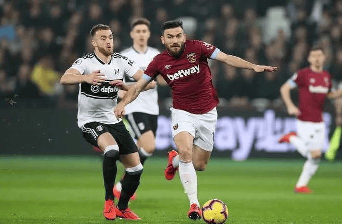 世俱杯时间-包含埃弗顿客场惜败,球员表示愧疚需弥补的词条