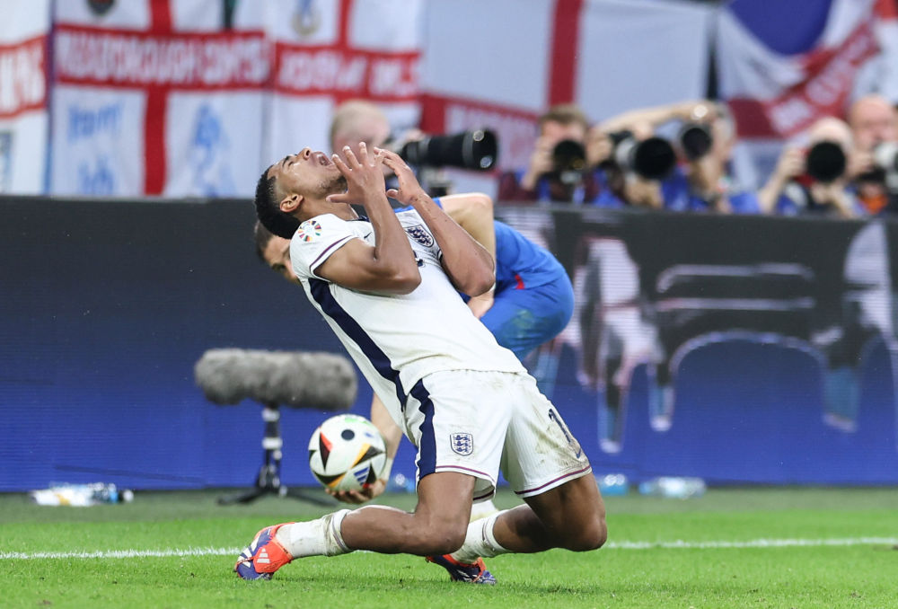 关于英格兰队在比赛中展现出强大的攻击力,轻松胜出的信息 关于英格兰队在比赛中展现出强大的攻击力,轻松胜出的信息