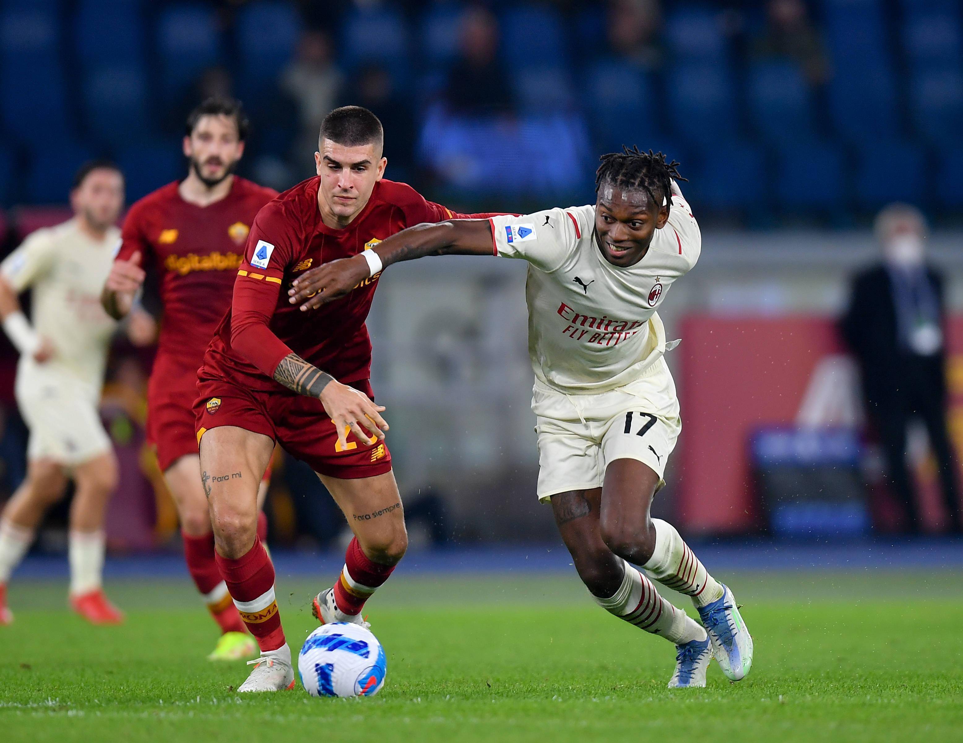 世俱杯分组-包含AC米兰主场大捷领跑,意甲榜首地位稳固的词条