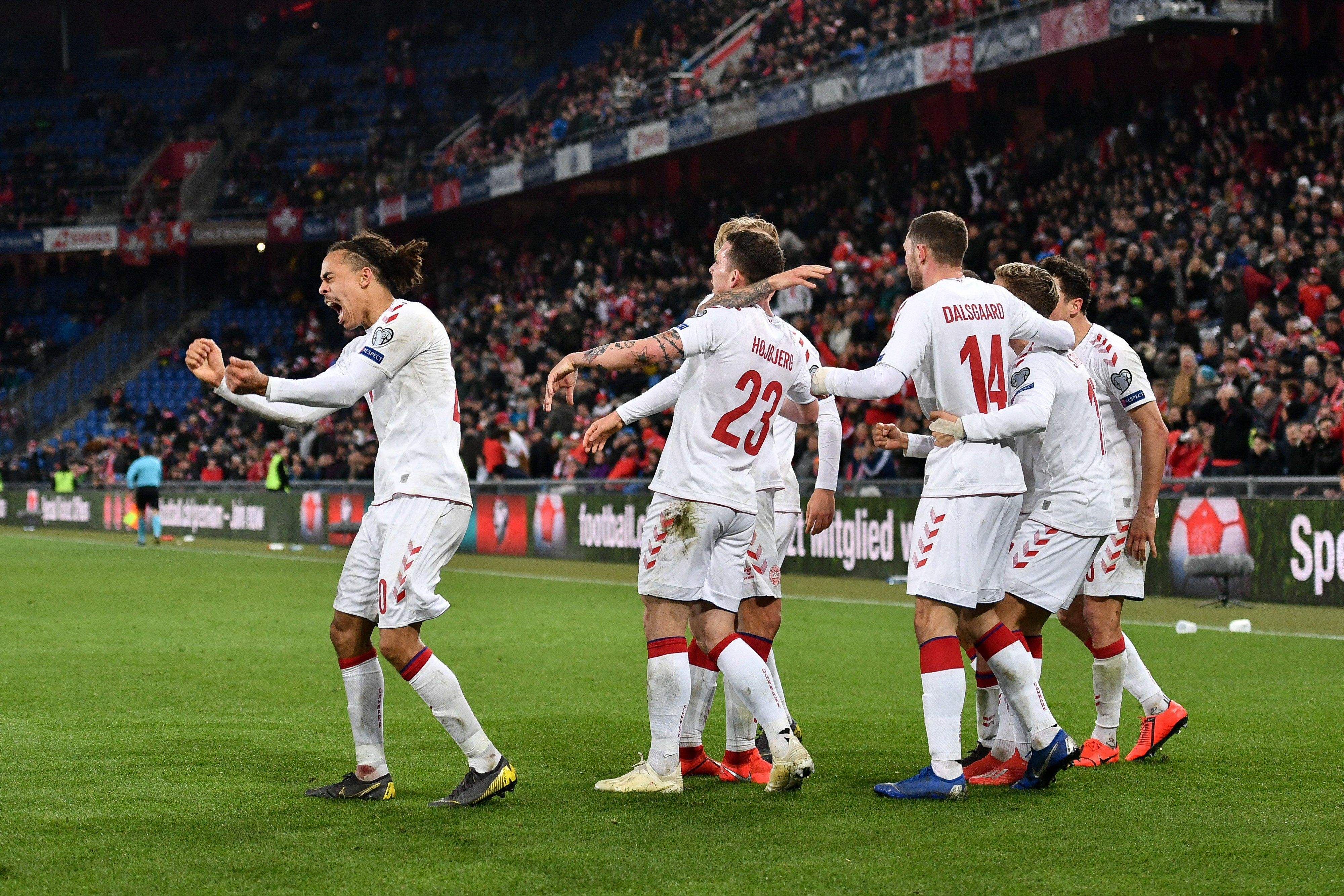 瑞士队喜迎好消息,欧洲足球战况精彩纷呈! 瑞士队喜迎好消息,欧洲足球战况精彩纷呈!