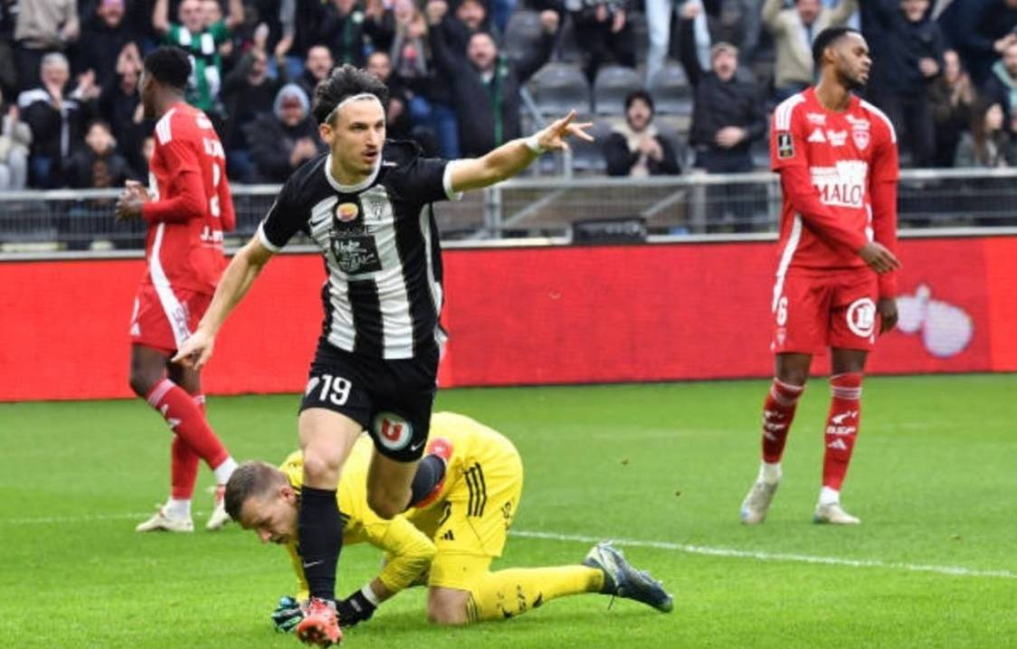 蒙彼利埃主场大胜，反弹态势明显