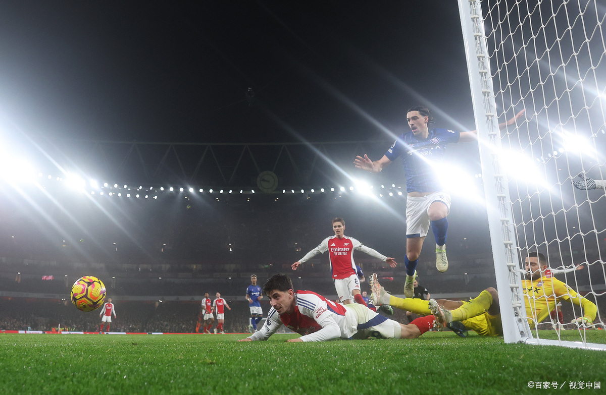 世俱杯奖金-包含足球擂台上的对决，豪门强强交锋的词条