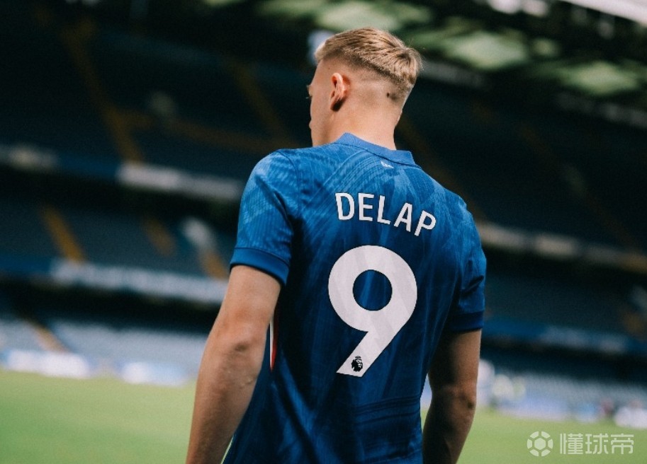 切尔西新援融入球队，主帅赞其带来新鲜血液