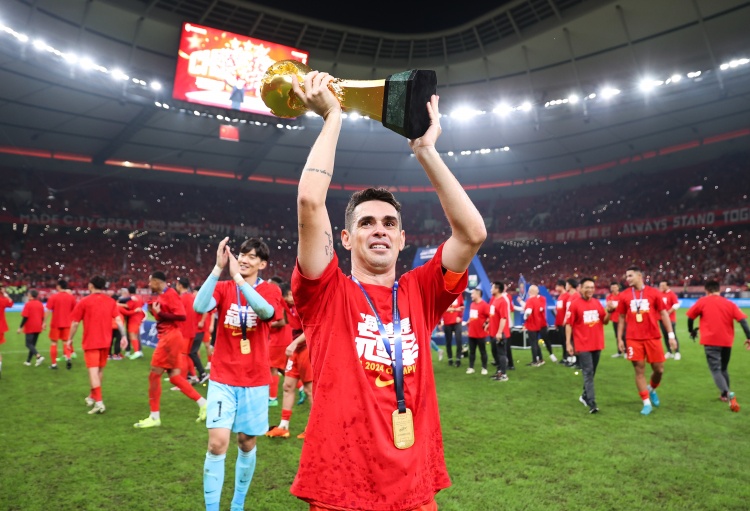 圣保罗运动员再现辉煌,卫冕金牌王者 圣保罗运动员再现辉煌,卫冕金牌王者