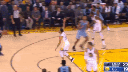 越南勇士登场,斗志昂扬迎接挑战 越南勇士登场,斗志昂扬迎接挑战