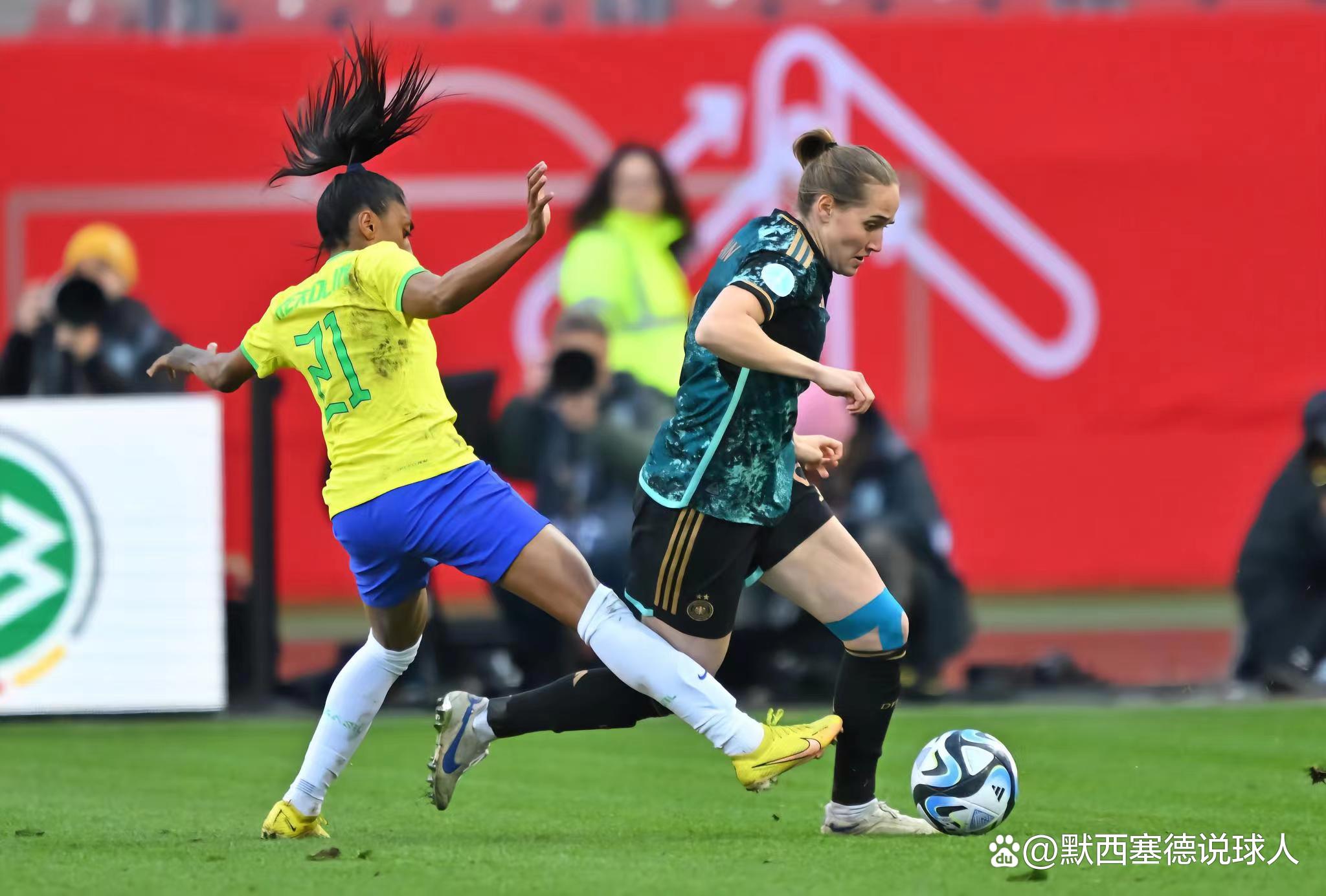 世俱杯官网-阿根廷队女足在国际赛事中展现出色实力