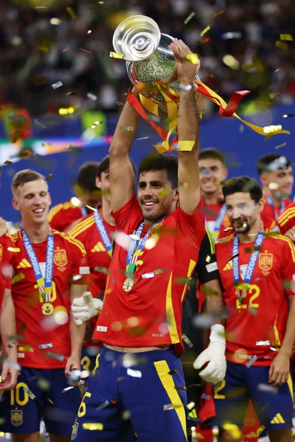 世俱杯改制-欧洲杯篮球决赛即将打响,谁将问鼎