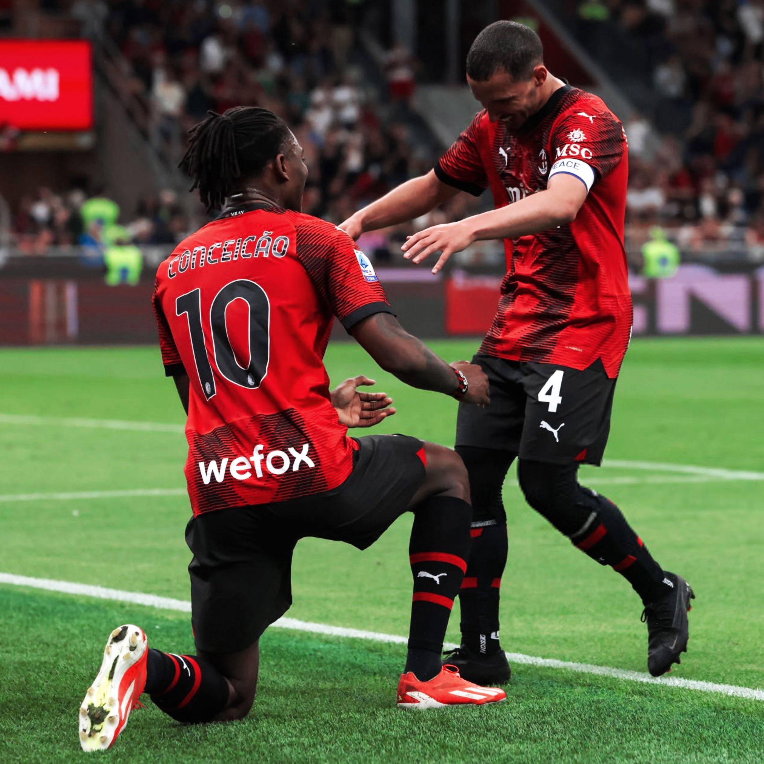 世俱杯改制-那不勒斯备战对阵佛罗伦萨,士气高涨