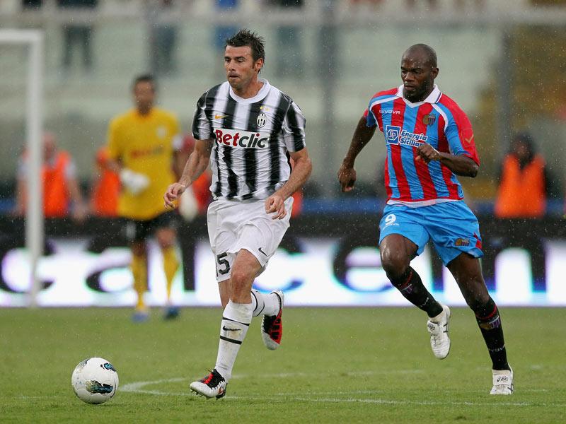 卡塔尼亚连胜!卡塔尼亚球员集体发挥亮眼的简单介绍 卡塔尼亚连胜!卡塔尼亚球员集体发挥亮眼的简单介绍