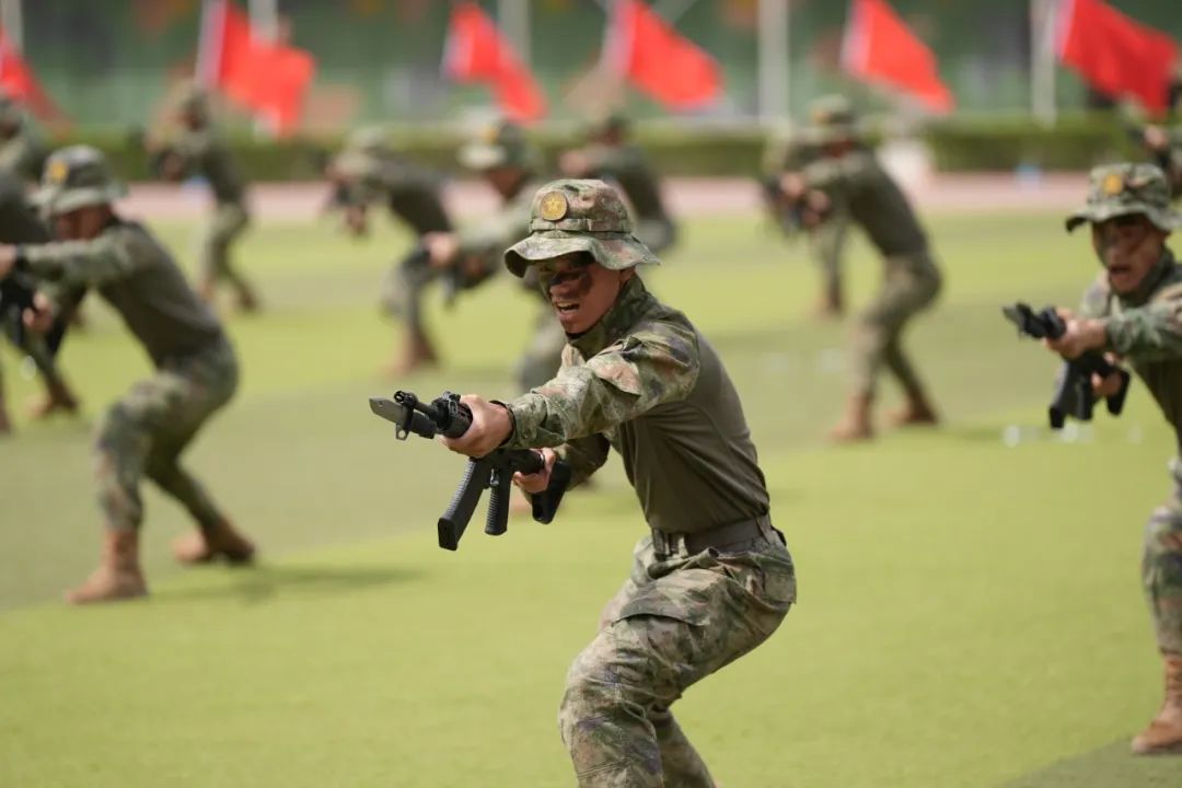 包含华德福德遗憾告负，客场战斗士气却不减的词条