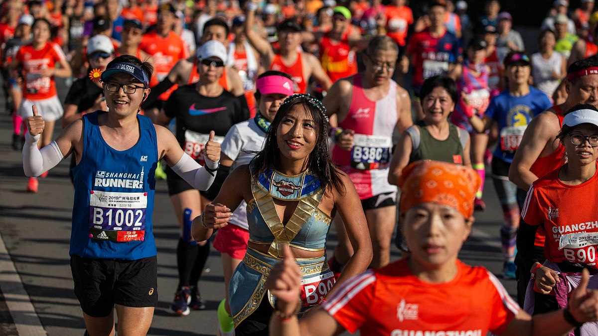 世俱杯奖金-意外事件发生,选手比赛途中失去意识