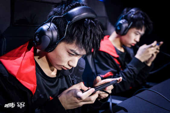 包含云南队全队状态火热，连胜领先的词条