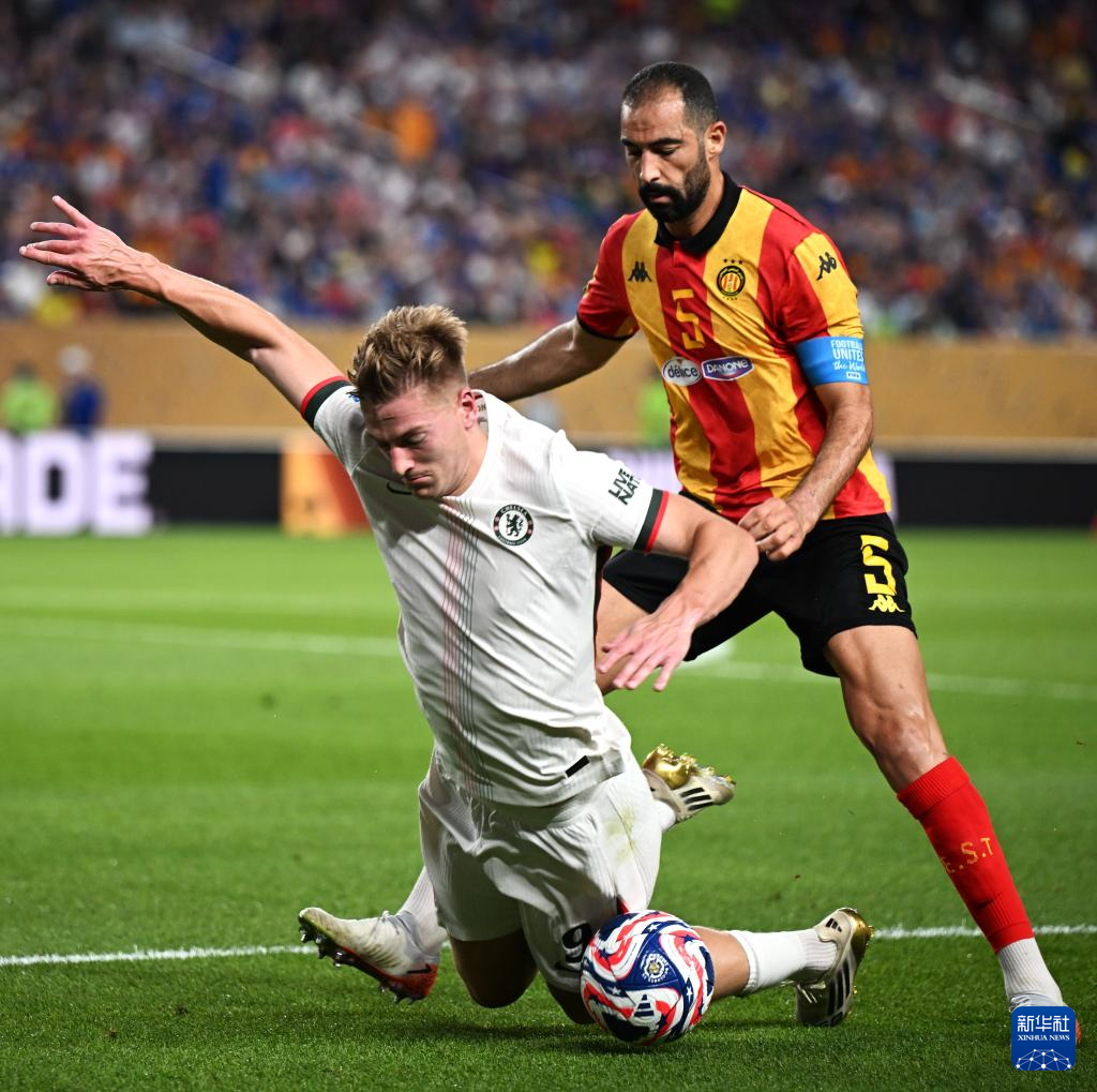 突尼斯队在国际比赛中斩获耀眼胜利的简单介绍 突尼斯队在国际比赛中斩获耀眼胜利的简单介绍