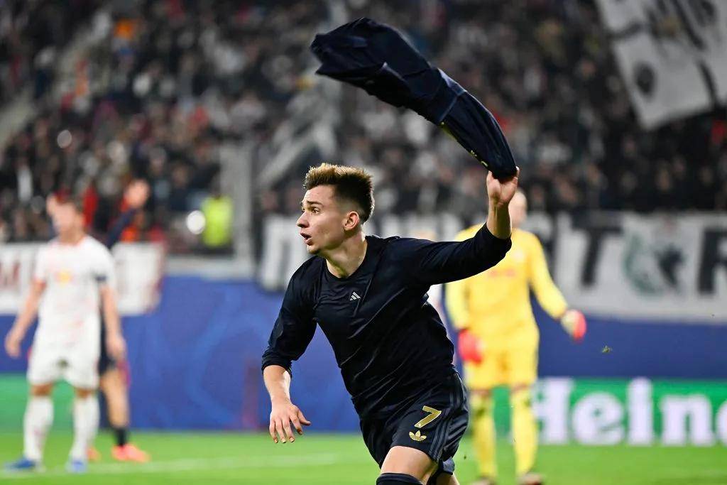 尤文图斯逆转成功,抢走胜利 尤文图斯逆转成功,抢走胜利