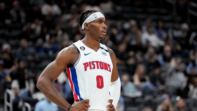 世俱杯赛程-杰出新秀独揽全场，独占前排，球队晋级决赛！的简单介绍