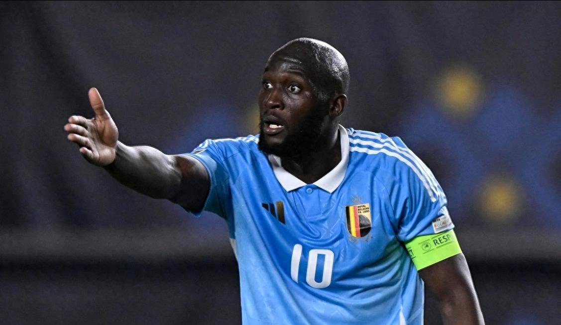 包含乌克兰足球队全面占优，欧预赛多场胜利的词条