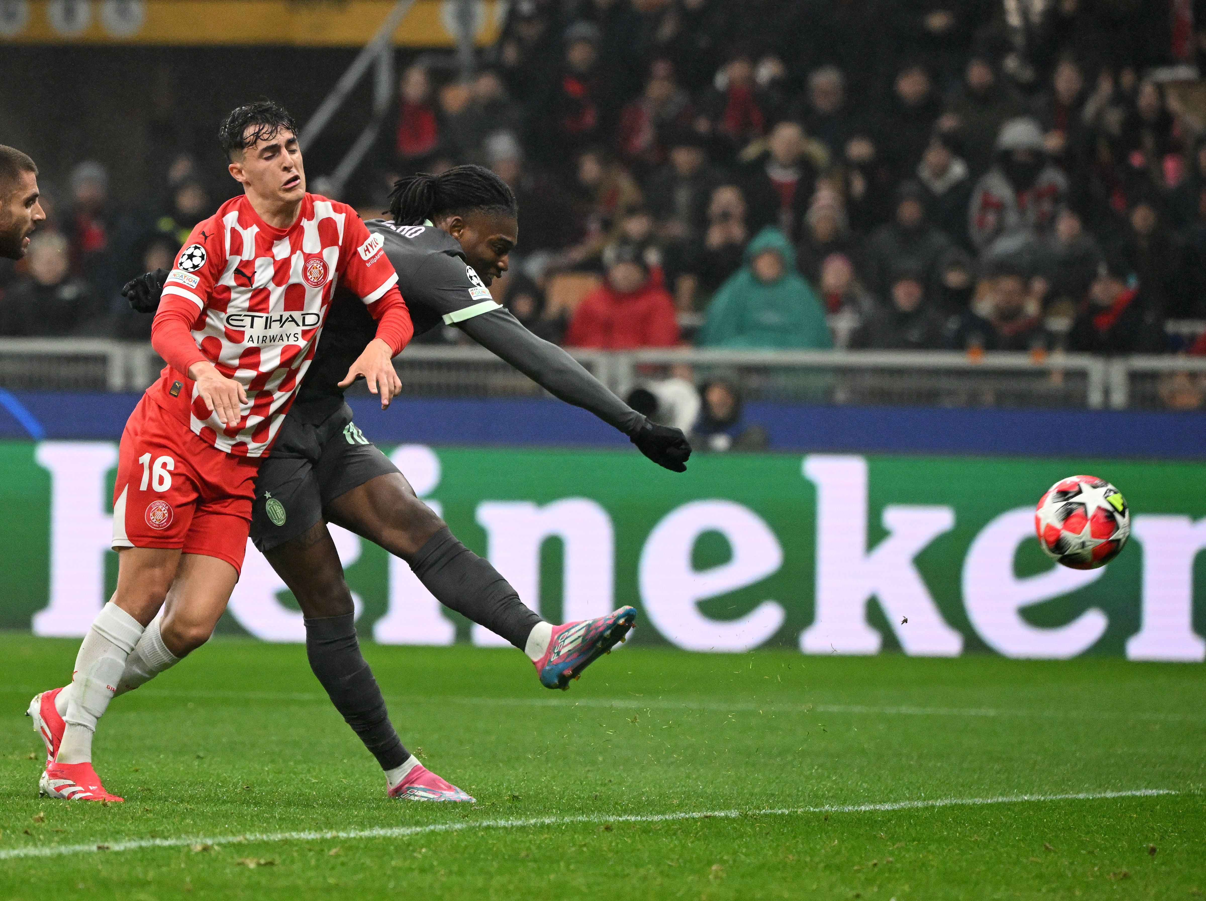 AC米兰主场失利，欧冠资格榜上有名