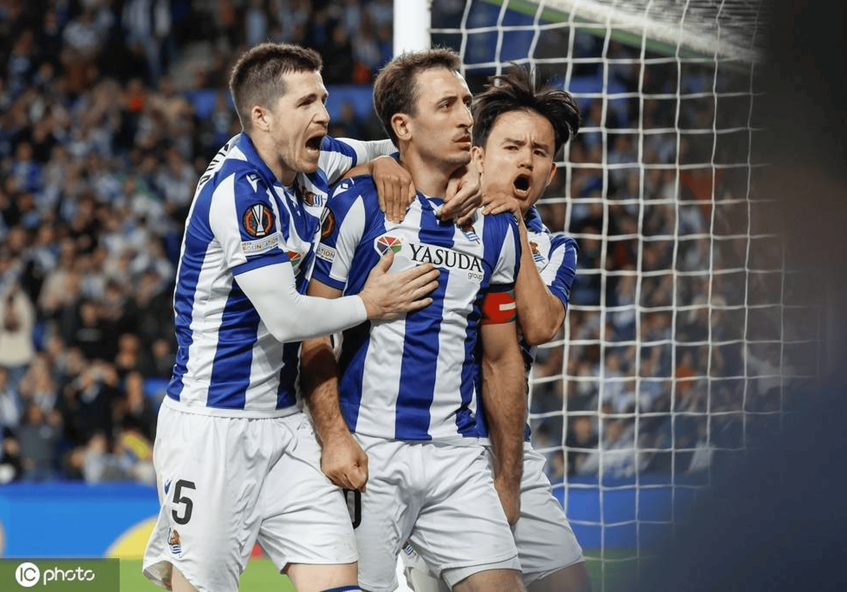 包含皇家社会主场击败埃瓦尔，士气大振的词条