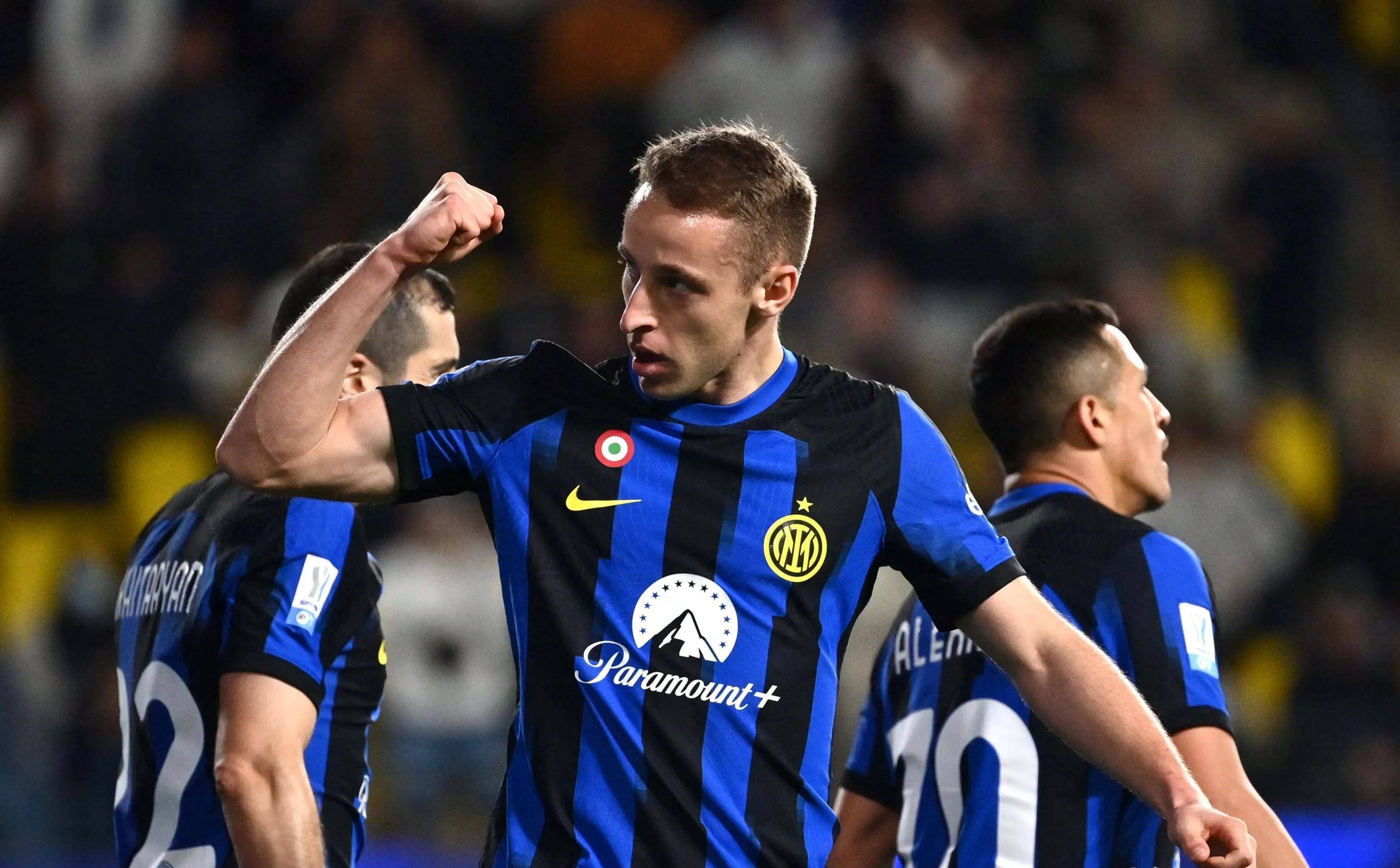 世俱杯官网-靠着一记绝杀入球胜，米兰惊险跻身胜利之列