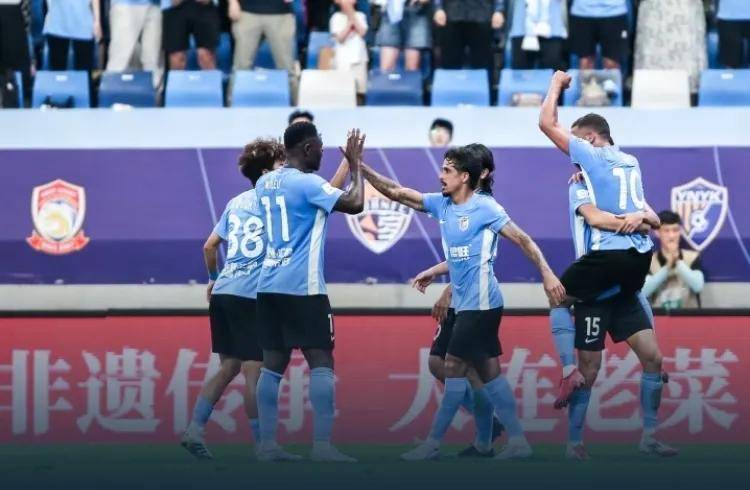 大连一方迎来大胜，球员士气爆棚