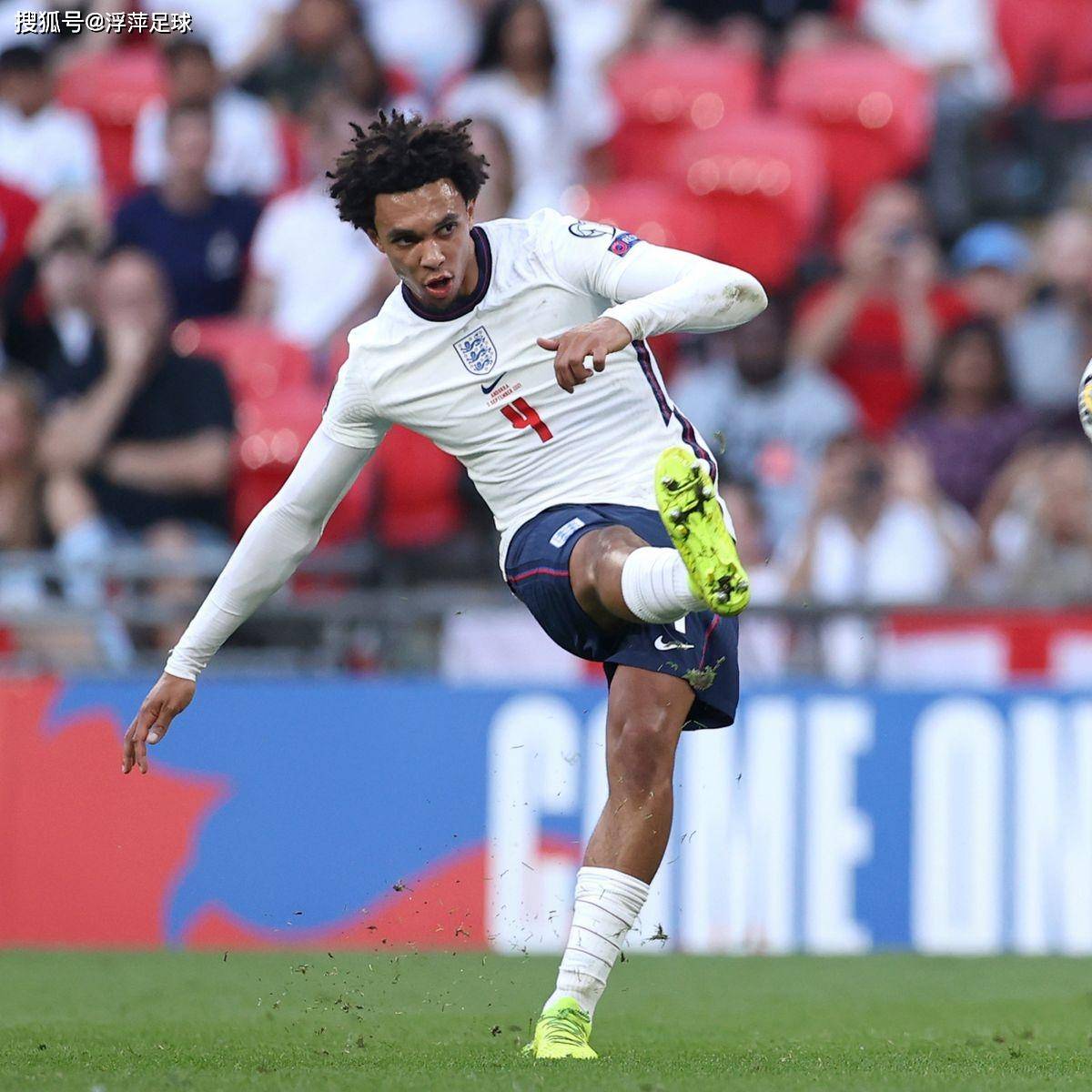 马耳他中场格雷格入选英格兰U，展望未来发展