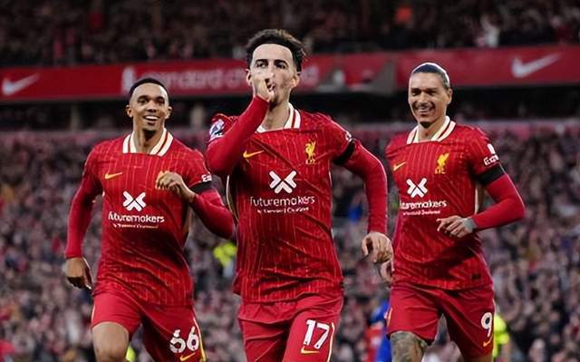 包含冠军摆着大气开启新赛程，球队防线整理新帅执鞭的词条