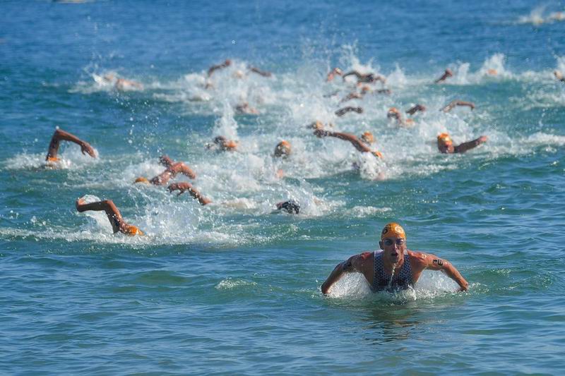 北马其顿游泳选手实现突破！夺得银牌的简单介绍