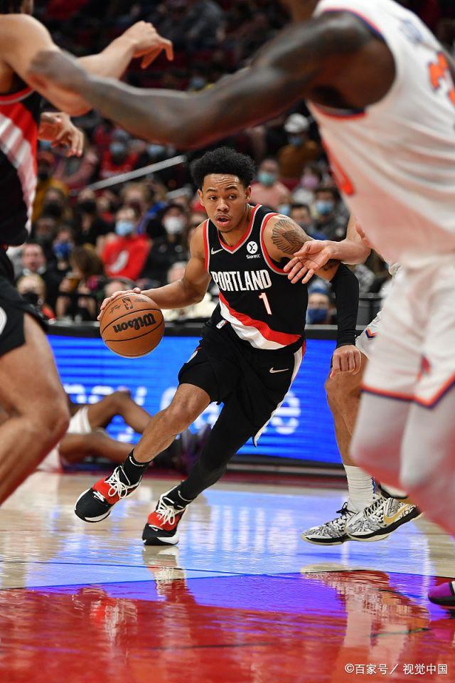 开拓者再胜一仗，球员士气达到巅峰