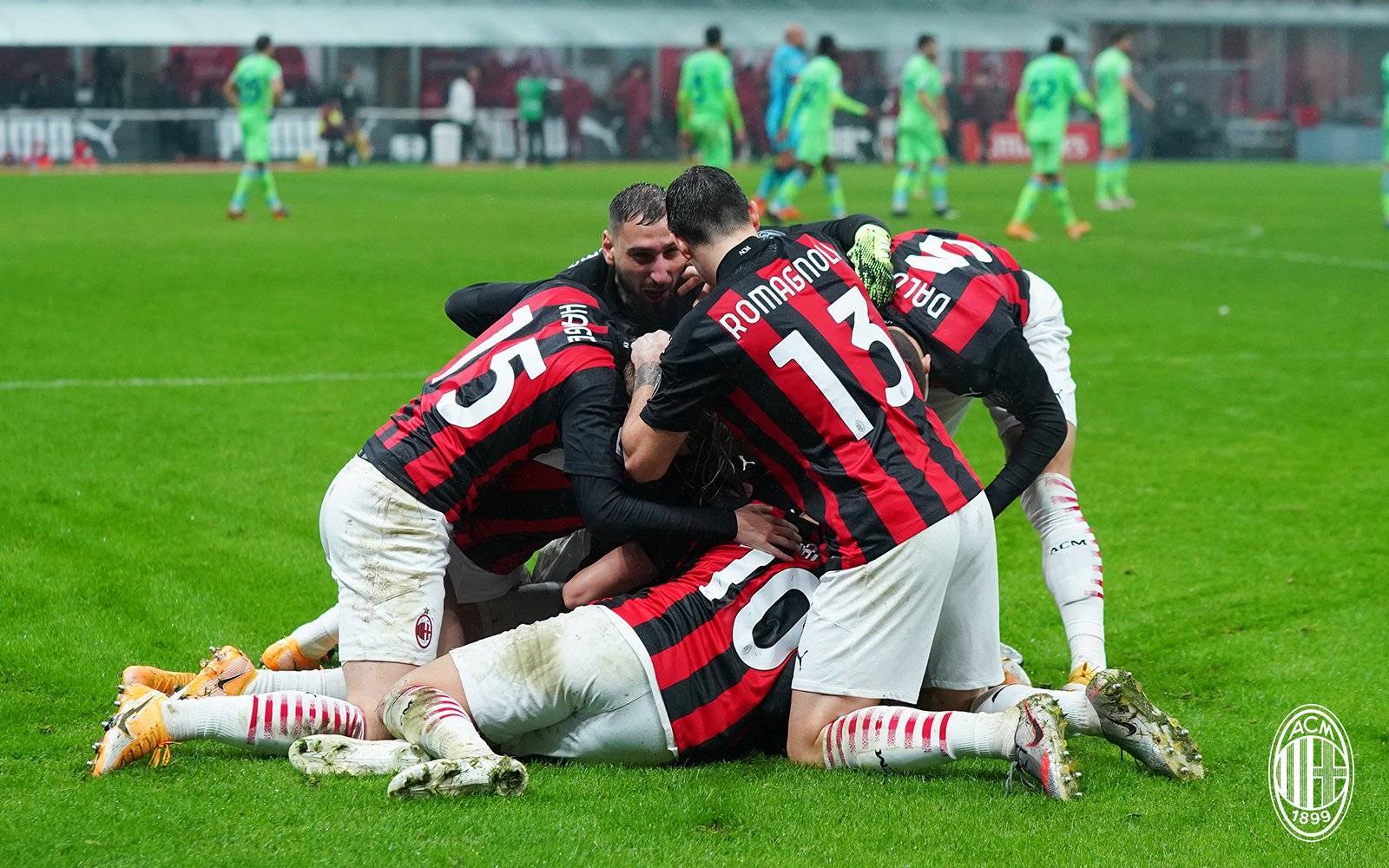 世俱杯-AC米兰青训营培养新生代，力争冲击冠军