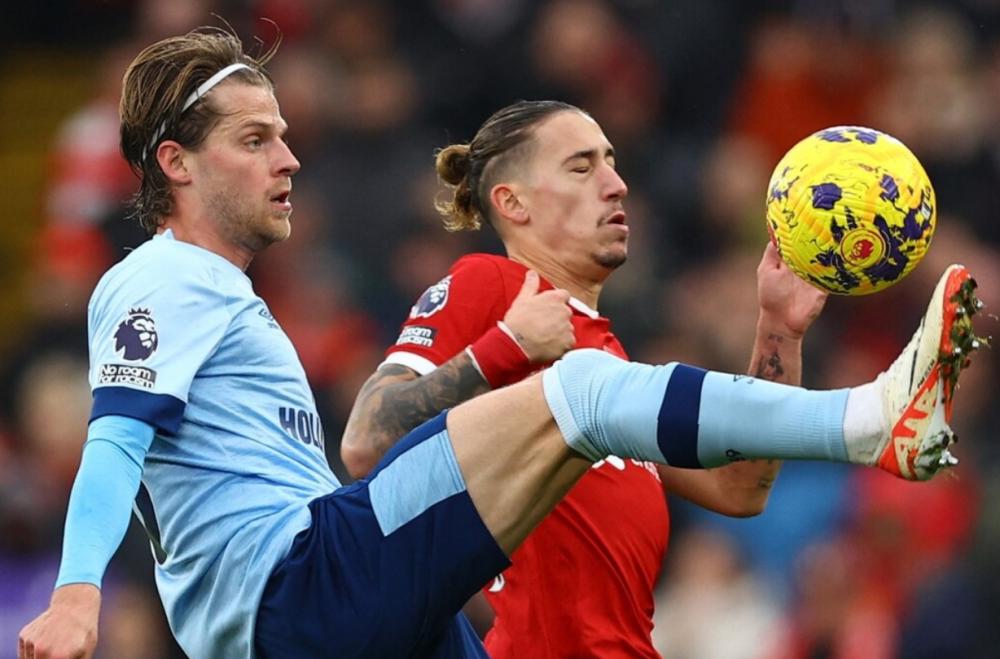 英超冠军之争白热化,好戏才刚刚开始 英超冠军之争白热化,好戏才刚刚开始