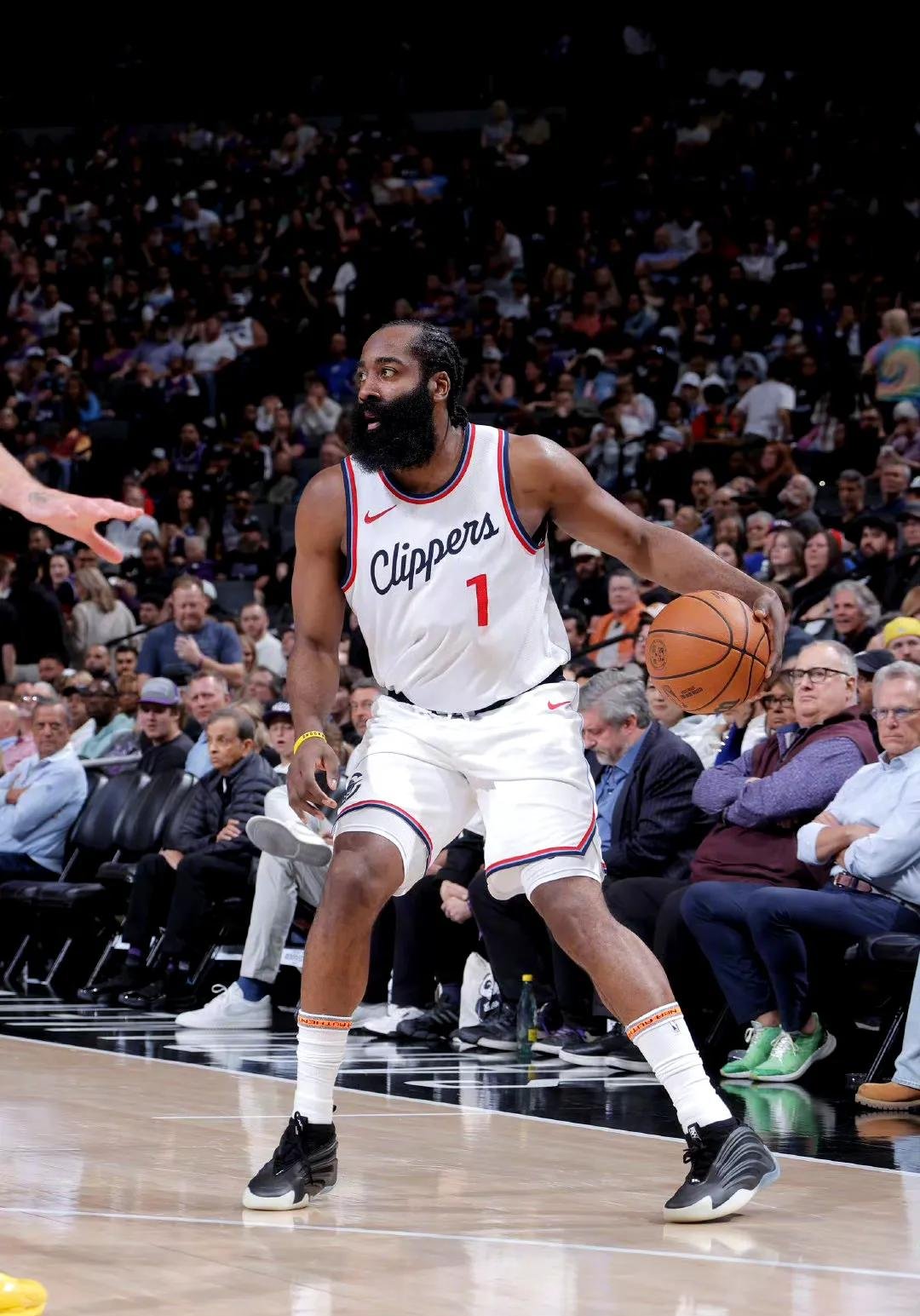 包含快船爆冷德国男篮，布拉德利打破历史纪录的词条