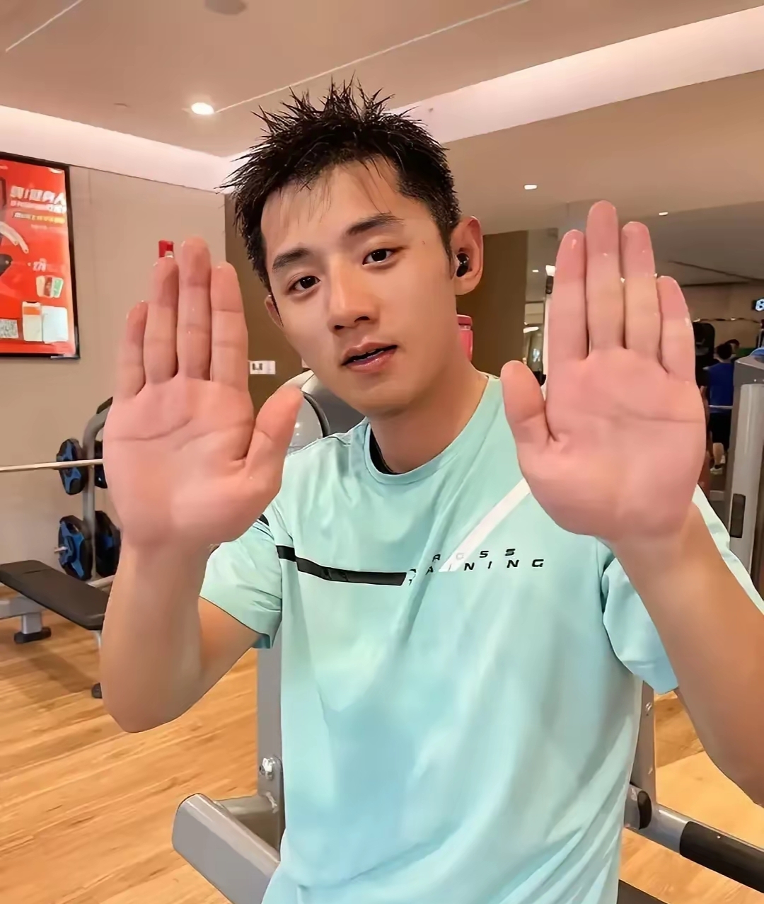 韩国乒乓球队轻取波兰乒乓球队,张继科高光表现的简单介绍 韩国乒乓球队轻取波兰乒乓球队,张继科高光表现的简单介绍