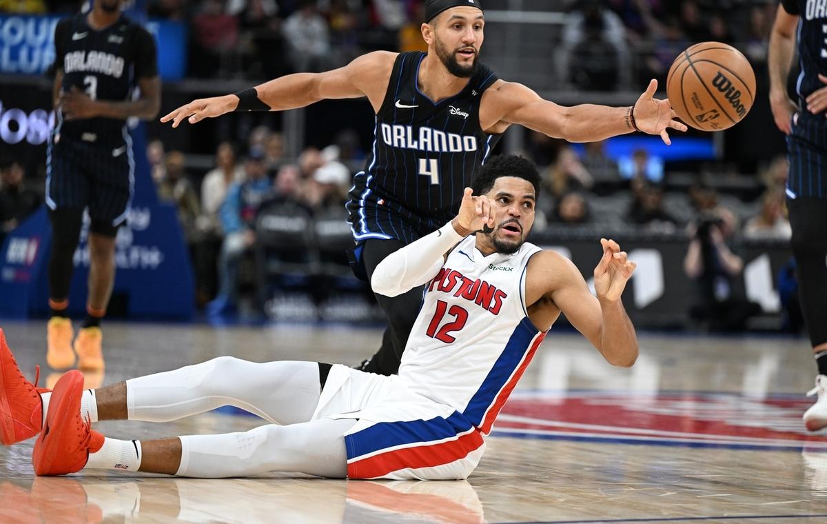 步行者翻盘中国男篮,哈里斯打破历史纪录 步行者翻盘中国男篮,哈里斯打破历史纪录