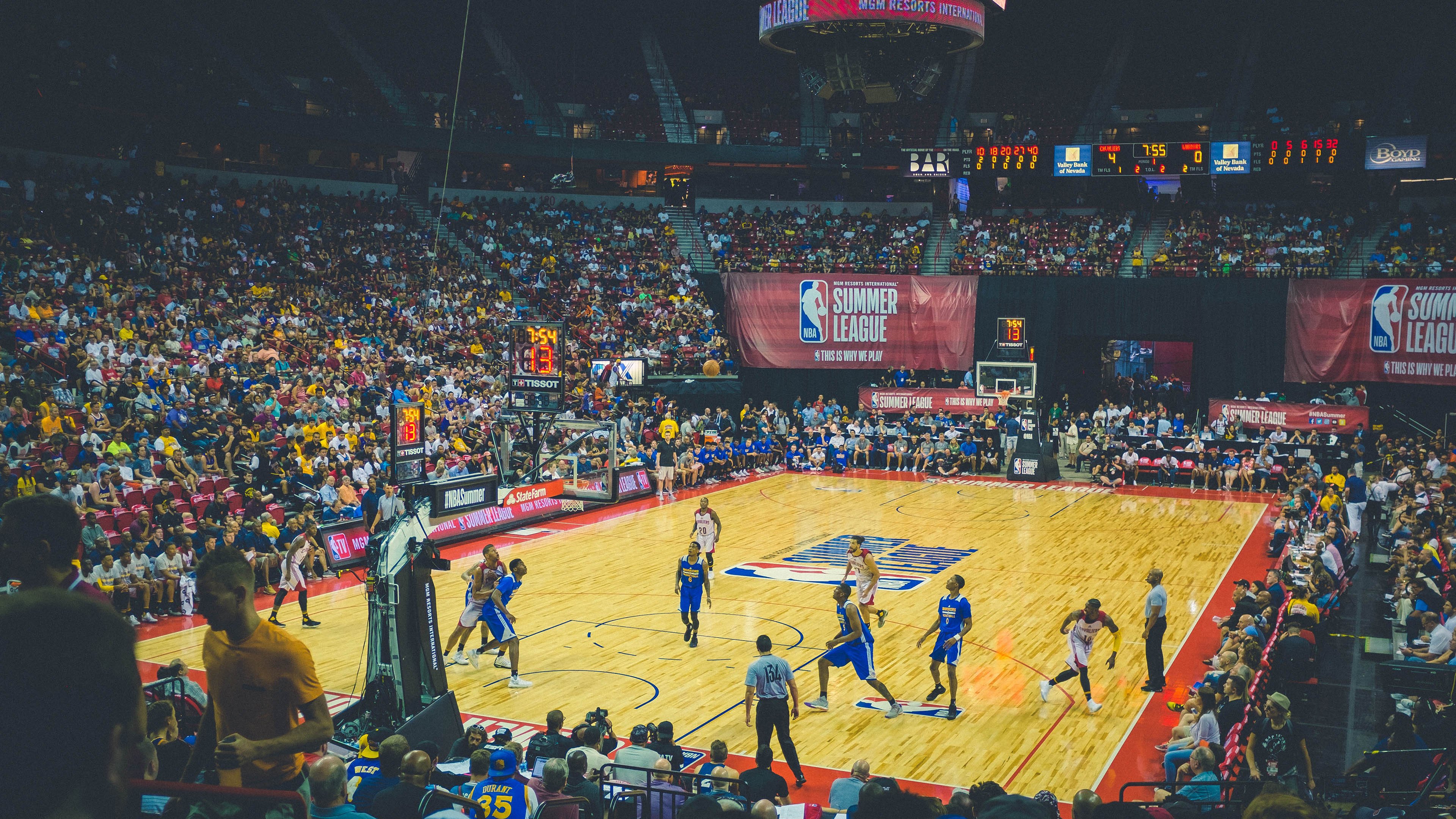 东方神秘力量，当爵士乐响彻亚平宁，橄榄球召唤篮球之魂